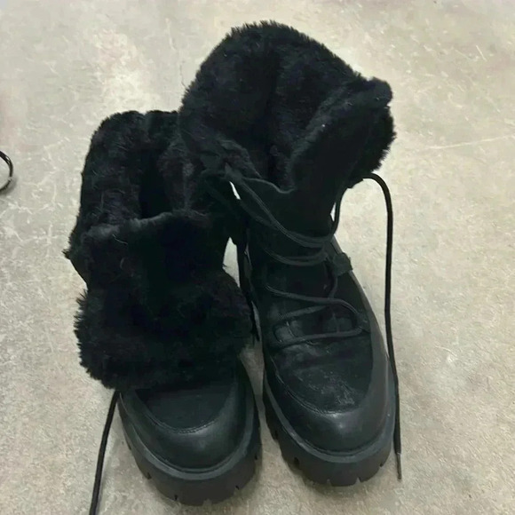 L'INTERVALLE Shoes - L’intervalle  lug booties